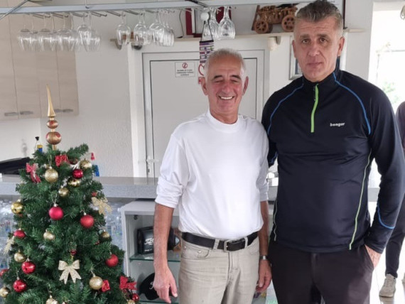 Na Božićnom igrao i Urban