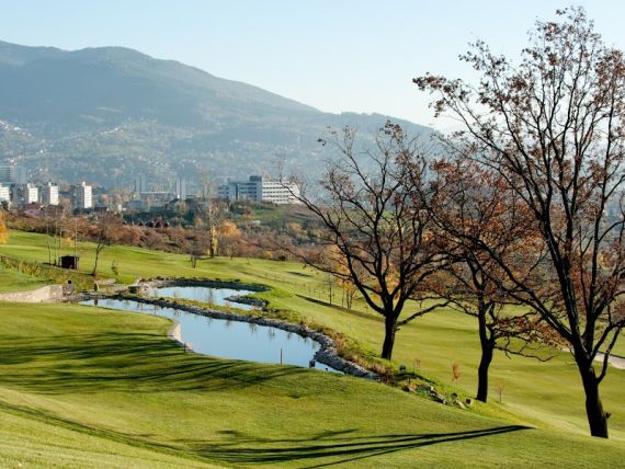 Otvoren golf teren u Sarajevu – nikada bolje uređen